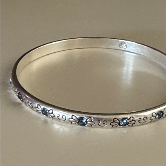 Brighton Women's Silver Bangle with Light Blue Crystals OS EUC - Picture 4 of 9